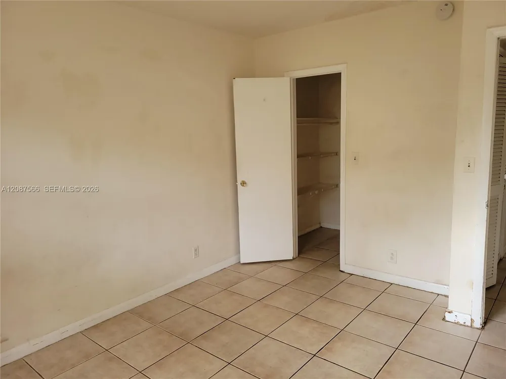 8704 NW 35th St #105 Coral Springs, FL 33065