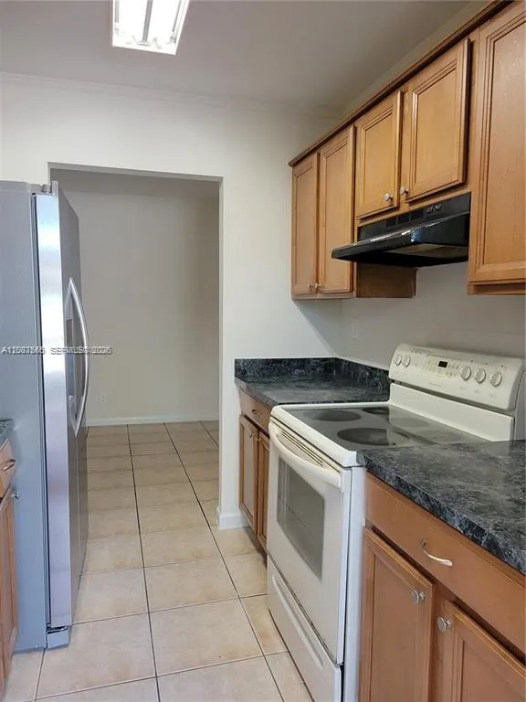 8704 NW 35th St #105 Coral Springs, FL 33065