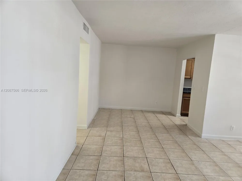 8704 NW 35th St #105 Coral Springs, FL 33065