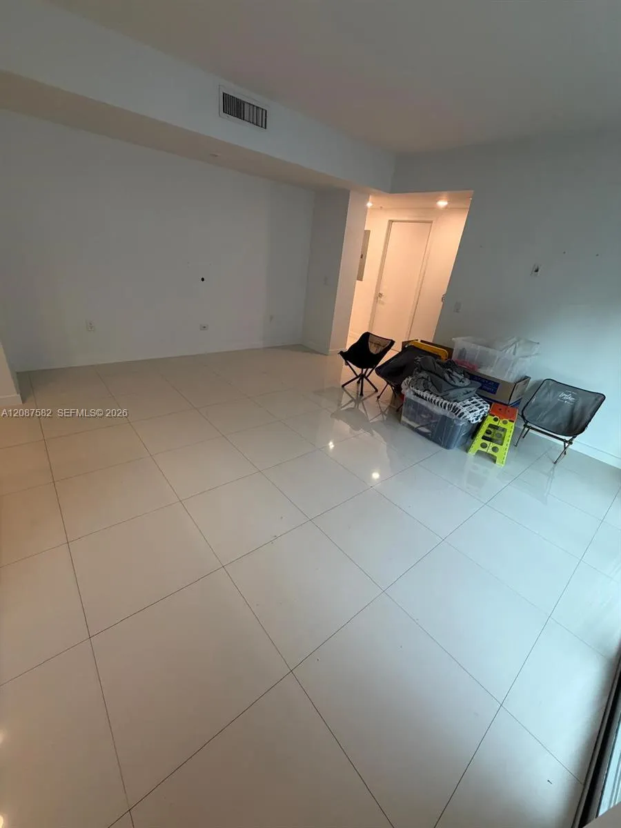 7875 NW 107th Ave #215 Doral, FL 33178