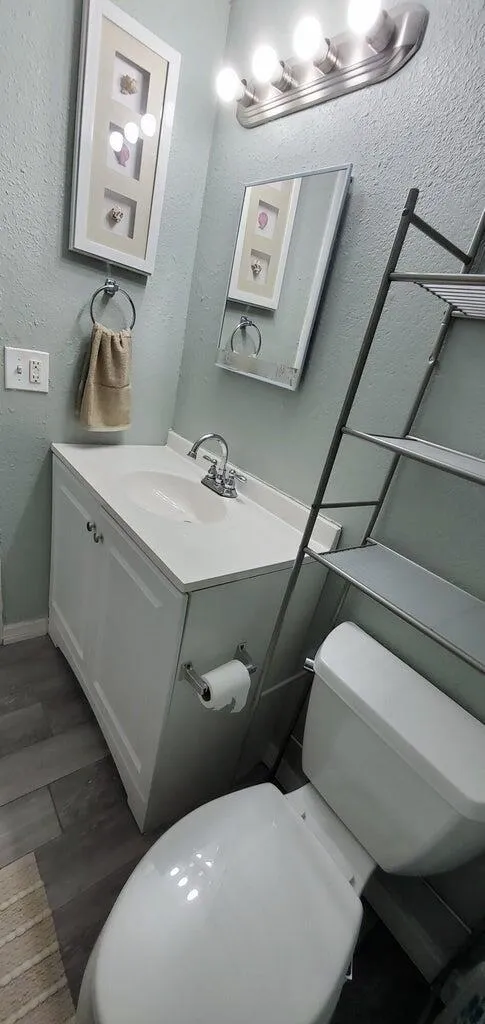 530 7TH PLACE Vero Beach, FL 32962