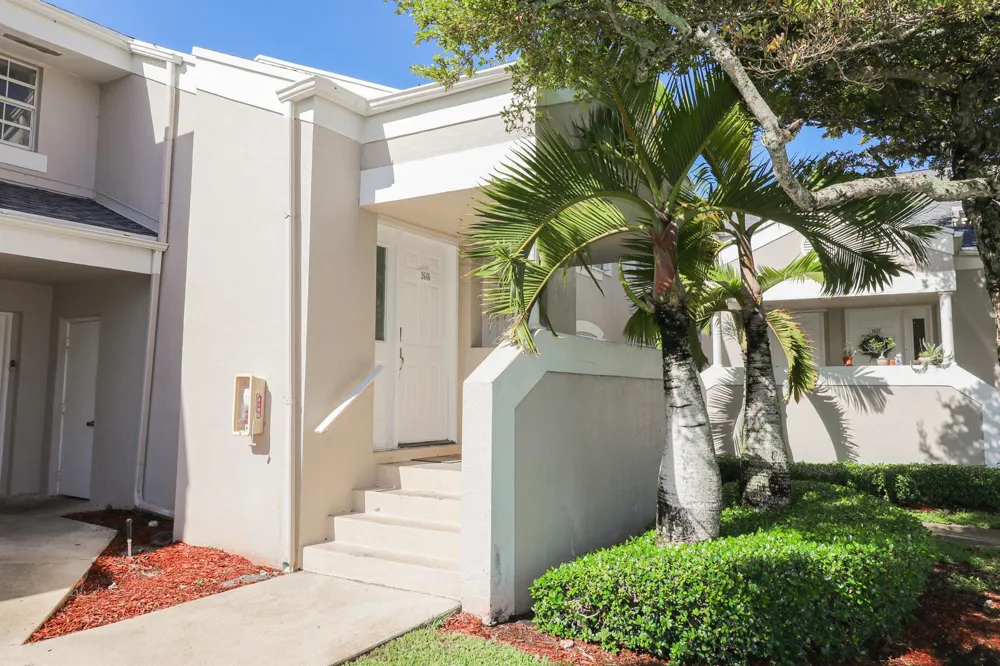 2646 SE 21st Court #203-D Homestead, FL 33035
