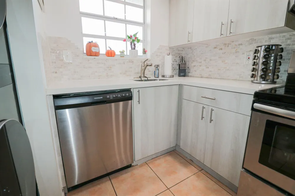 2646 SE 21st Court #203-D Homestead, FL 33035
