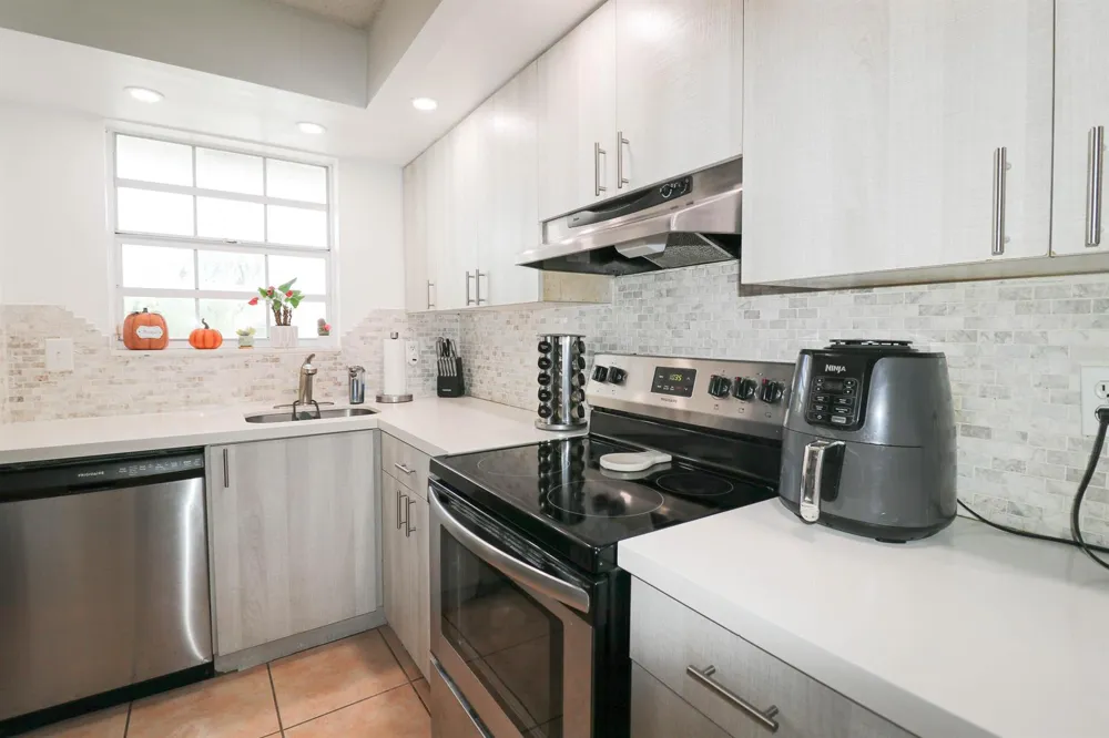 2646 SE 21st Court #203-D Homestead, FL 33035