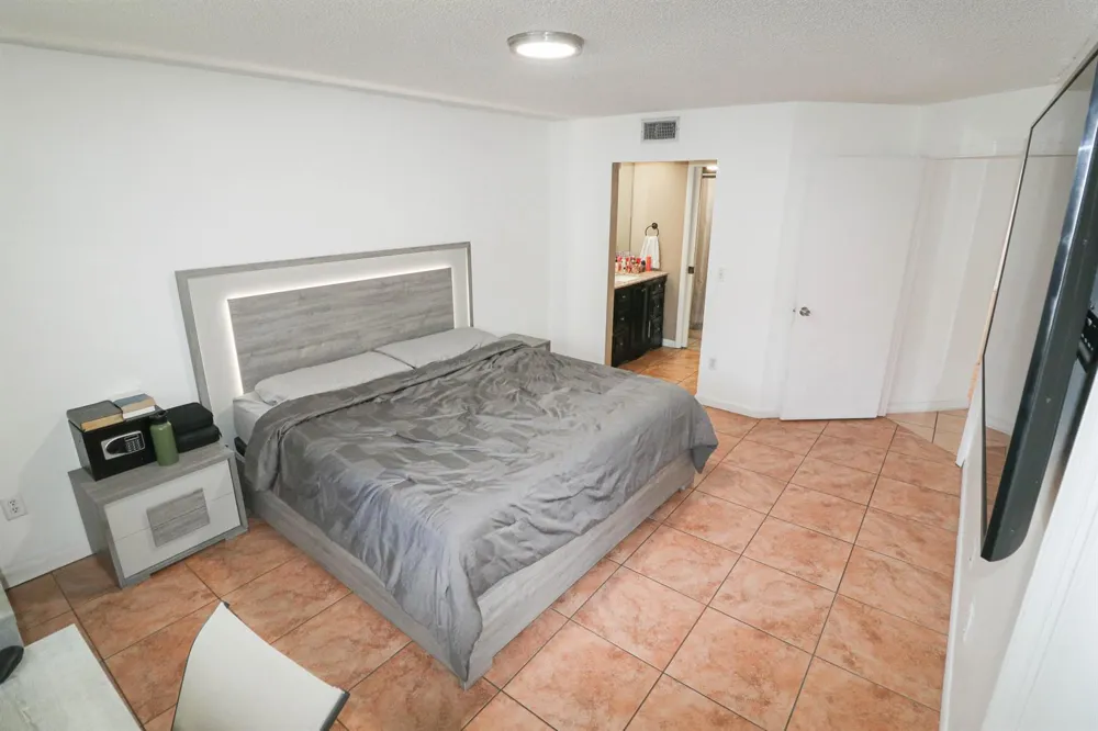2646 SE 21st Court #203-D Homestead, FL 33035