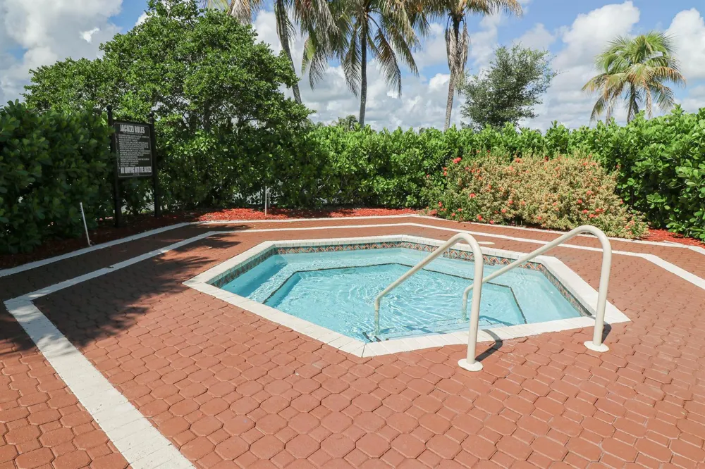 2646 SE 21st Court #203-D Homestead, FL 33035