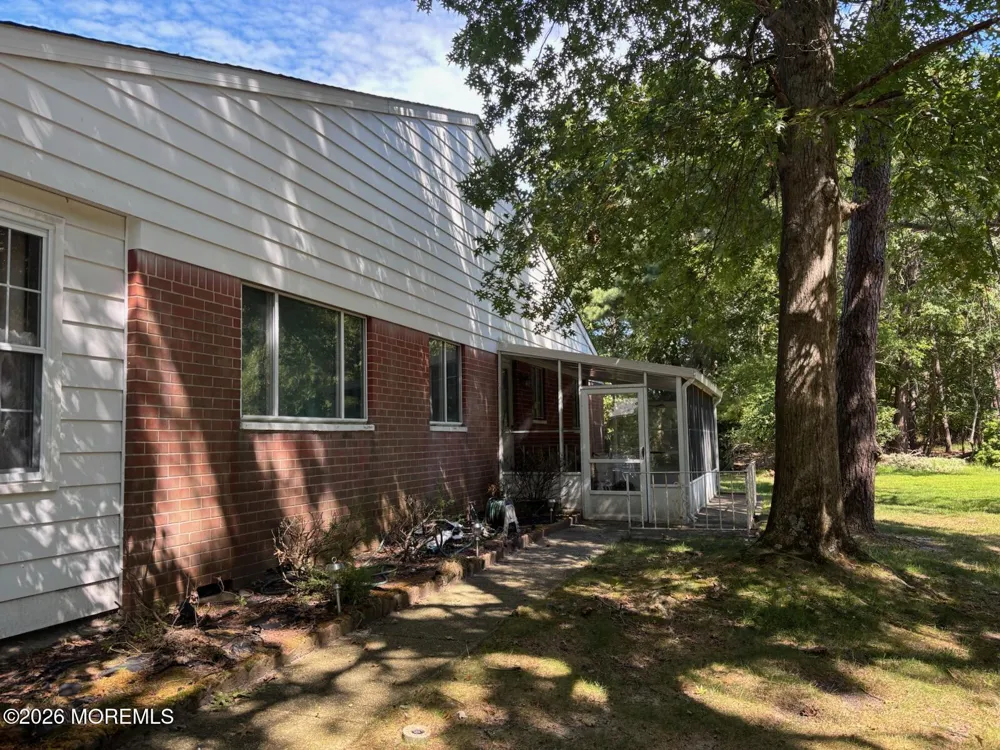 5 Monticello Drive #B Whiting, NJ 08759