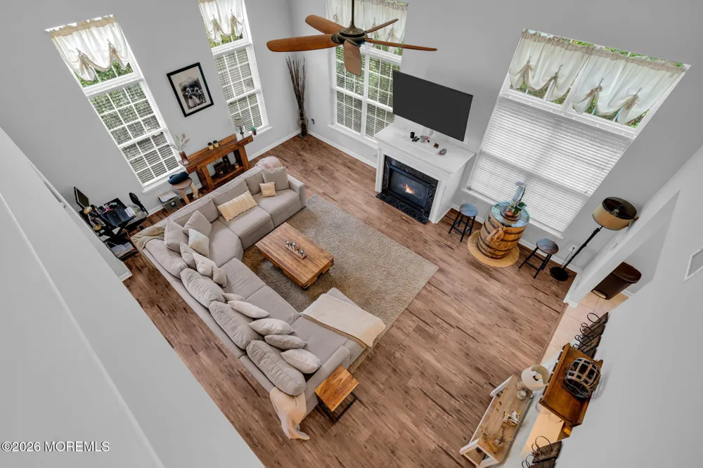 90 Bryce Lane Manahawkin, NJ 08050