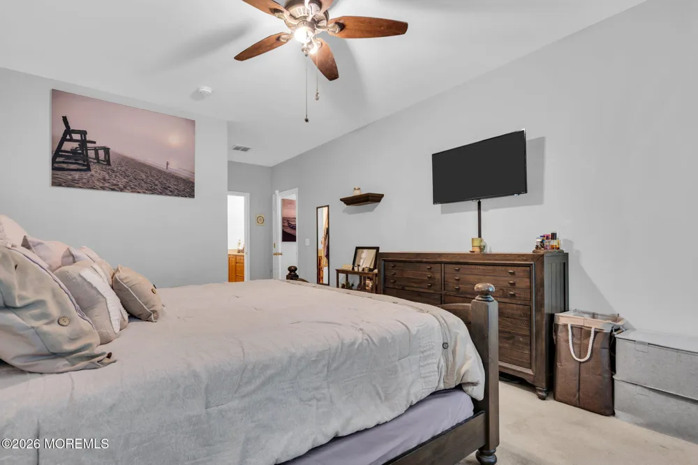 90 Bryce Lane Manahawkin, NJ 08050