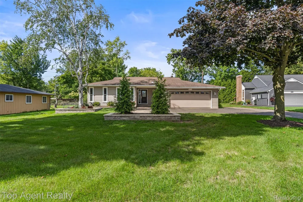 6654 Orion Road Rochester Hills City, MI 48306