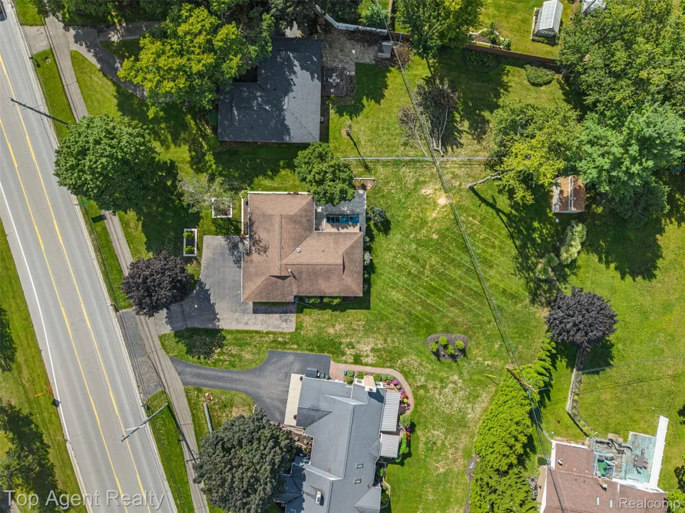 6654 Orion Road Rochester Hills City, MI 48306
