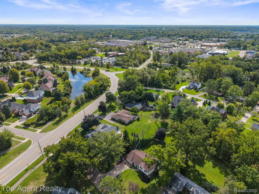 6654 Orion Road Rochester Hills City, MI 48306