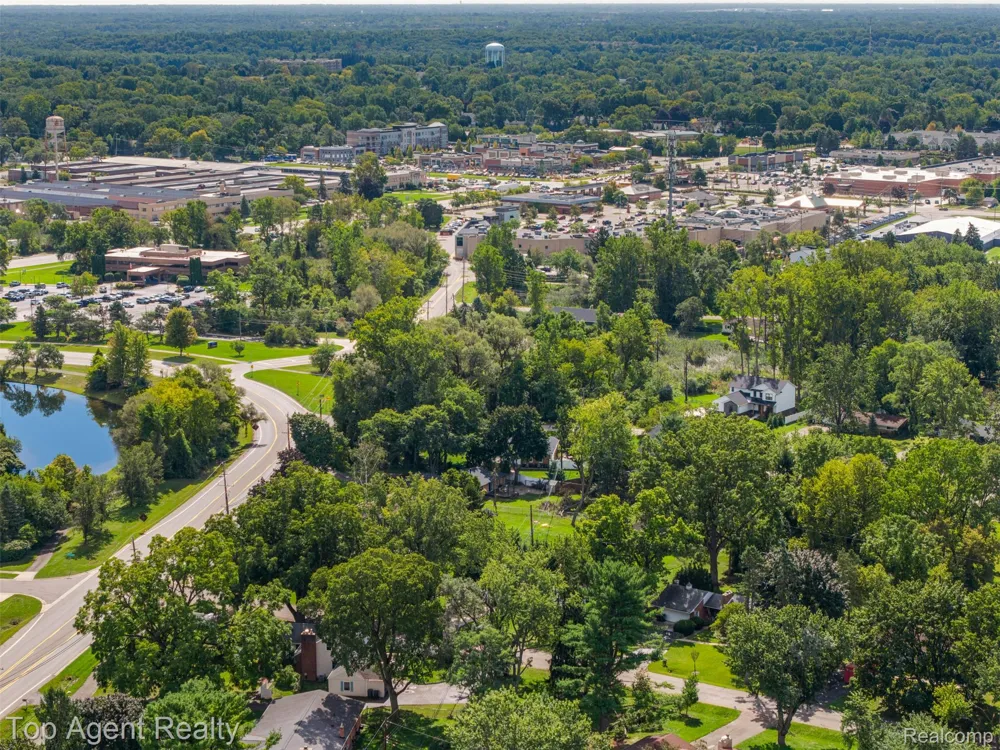 6654 Orion Road Rochester Hills City, MI 48306