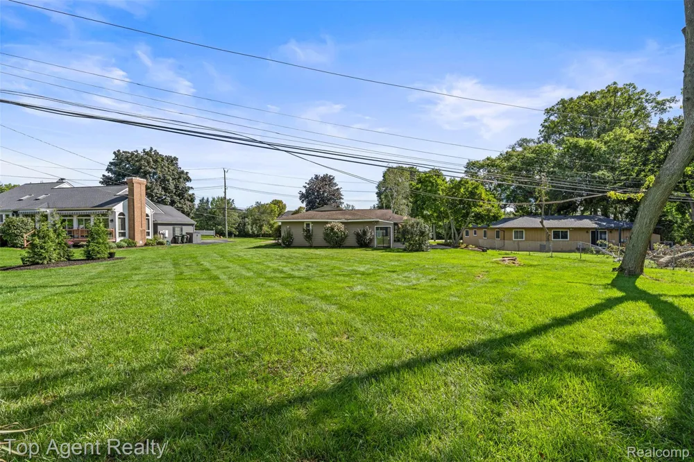 6654 Orion Road Rochester Hills City, MI 48306