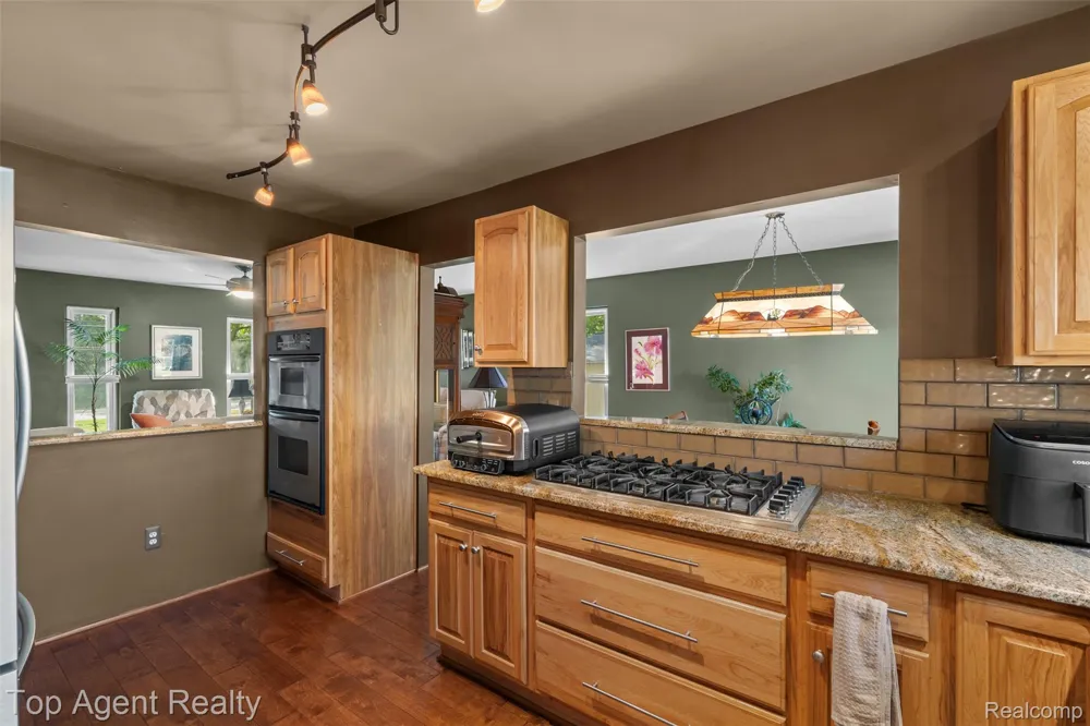 6654 Orion Road Rochester Hills City, MI 48306
