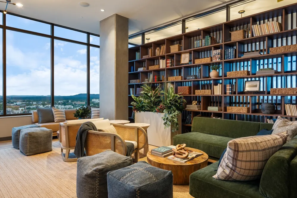 1212 Demonbreun St #1804 Nashville, TN 37203