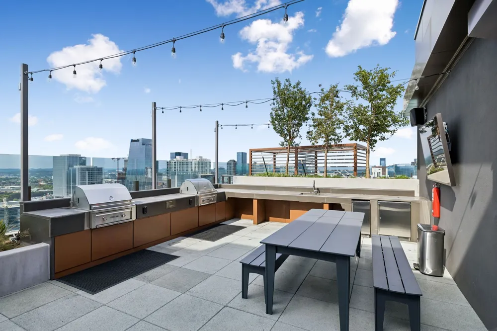 1212 Demonbreun St #1804 Nashville, TN 37203