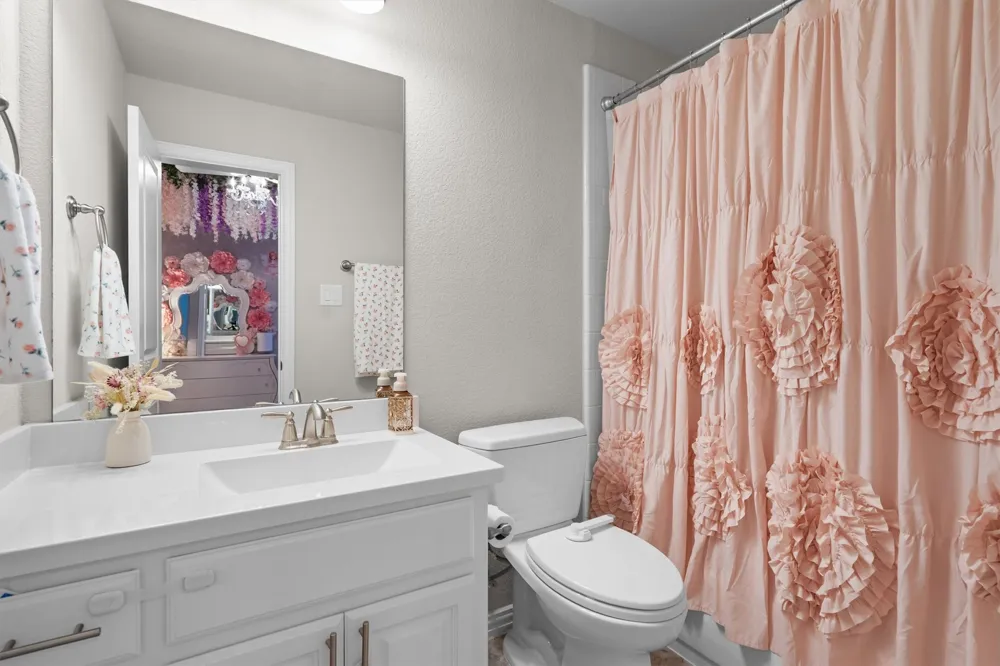 1601 Trinidad Way Lantana, TX 76226