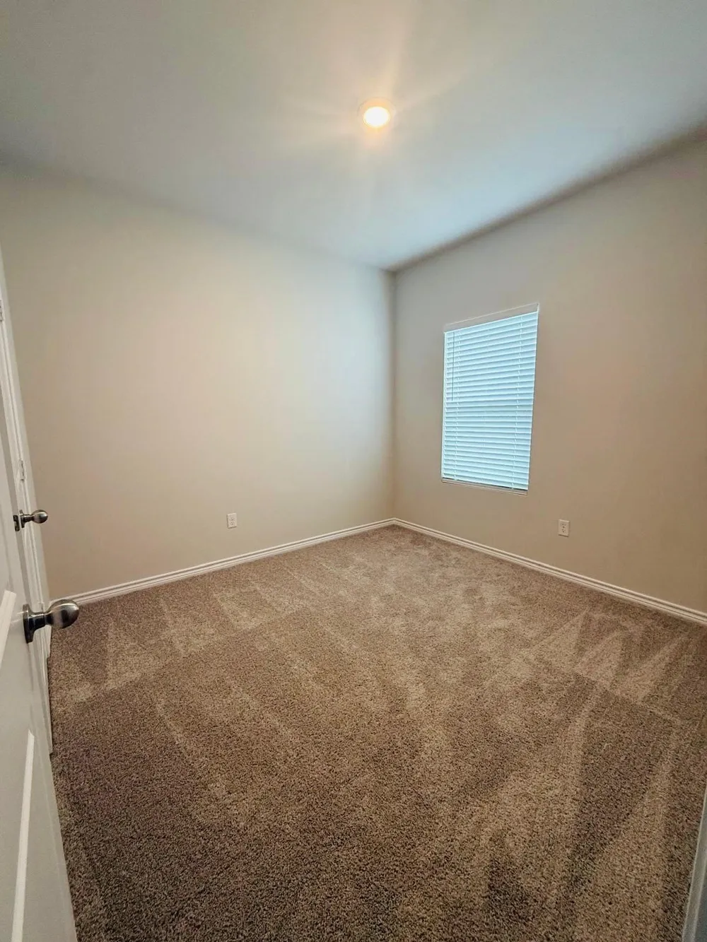 2703 southern oaks drive Longview, TX 75604