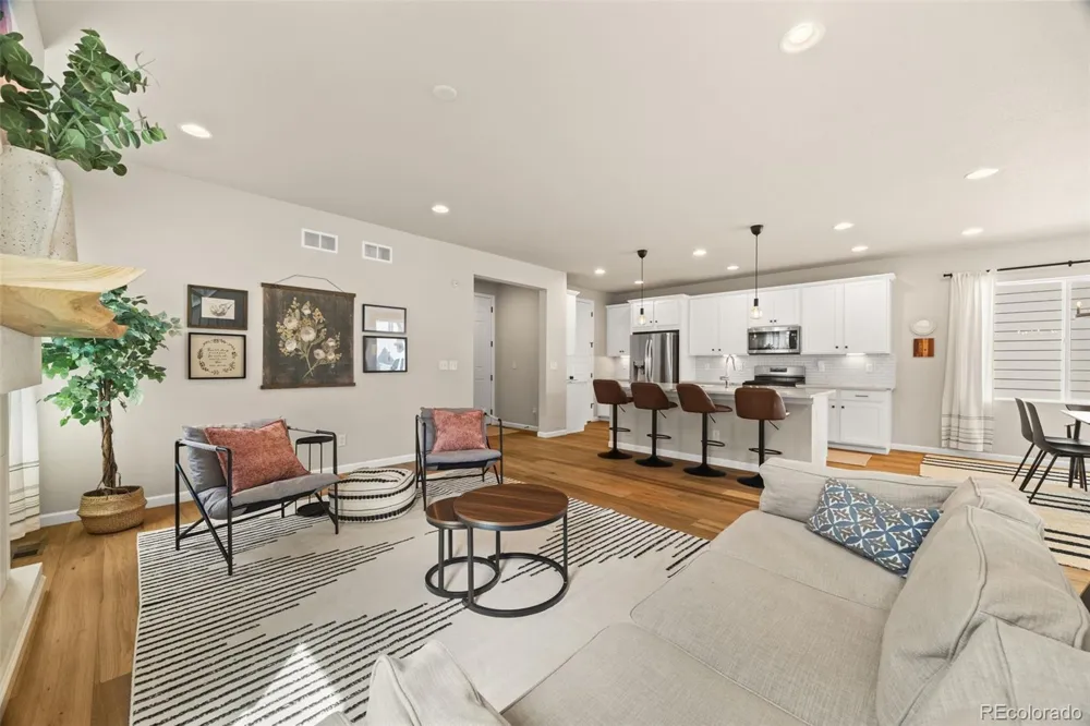 8028 Williams Fork Avenue Littleton, CO 80125