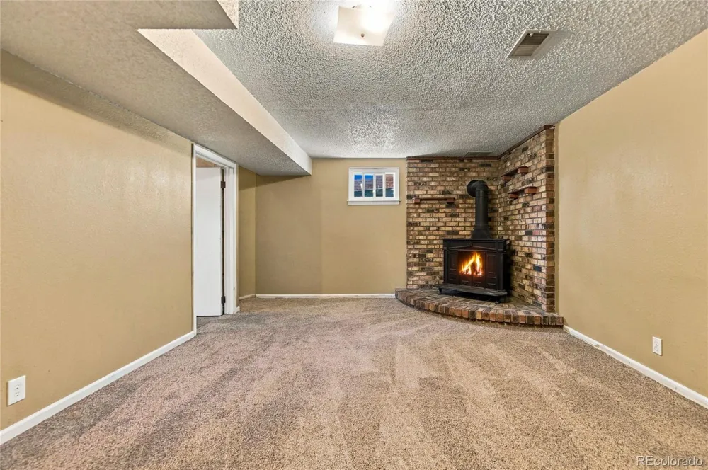 7090 W Iowa Avenue Denver, CO 80232