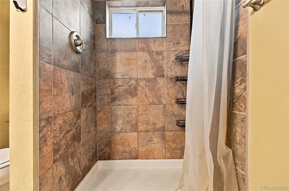 7090 W Iowa Avenue Denver, CO 80232