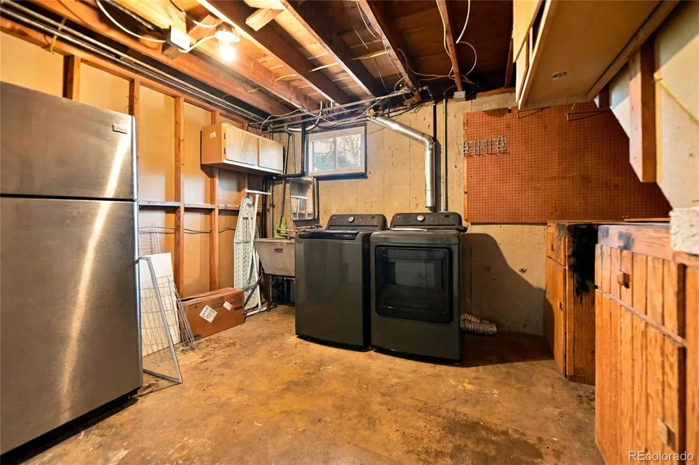 7090 W Iowa Avenue Denver, CO 80232