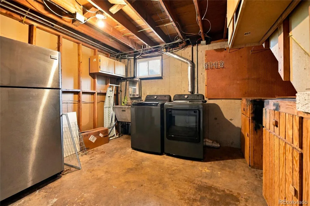 7090 W Iowa Avenue Denver, CO 80232