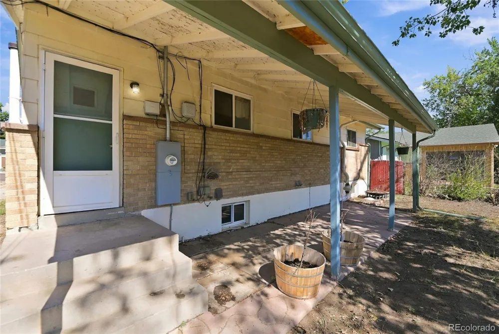 7090 W Iowa Avenue Denver, CO 80232