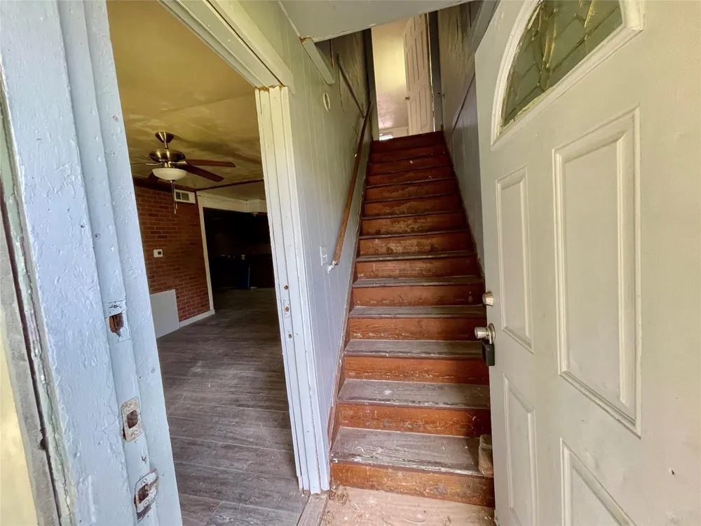 518 S Kansas Street La Porte, TX 77571