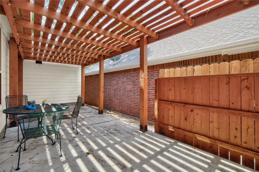 11231 Burning Tree Drive Montgomery, TX 77356