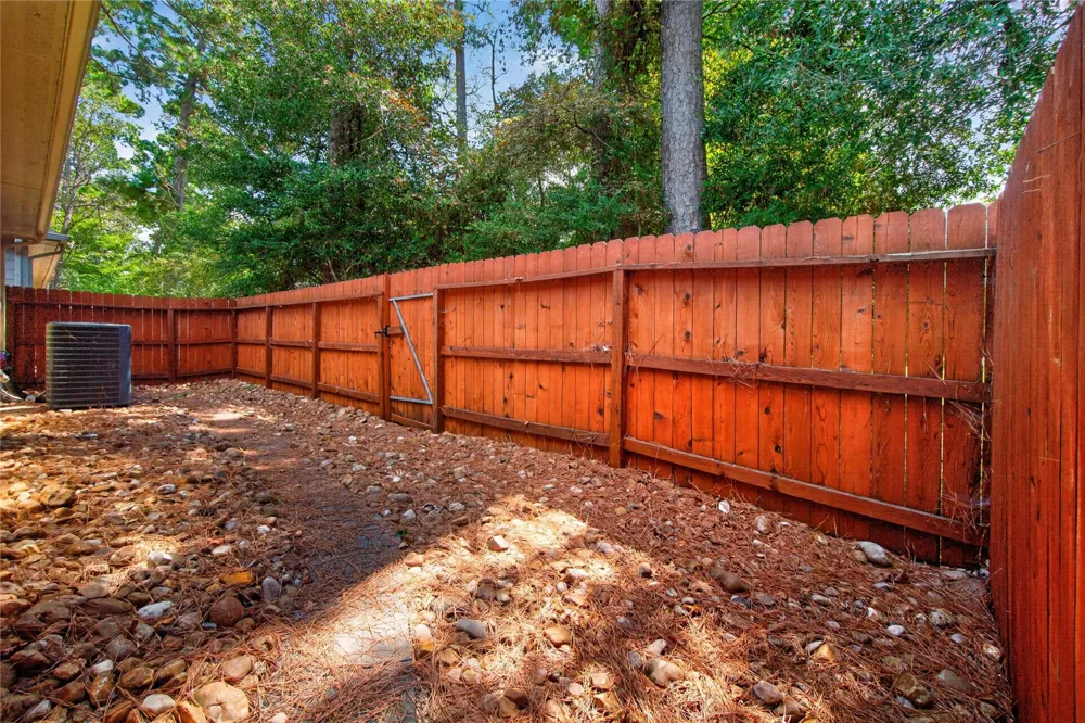 11231 Burning Tree Drive Montgomery, TX 77356