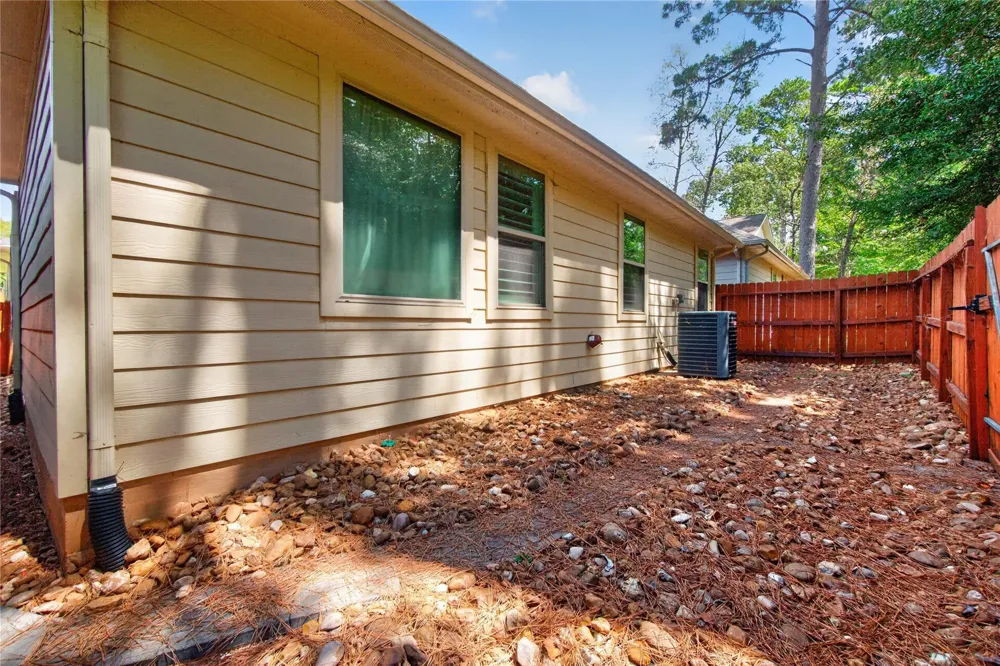 11231 Burning Tree Drive Montgomery, TX 77356