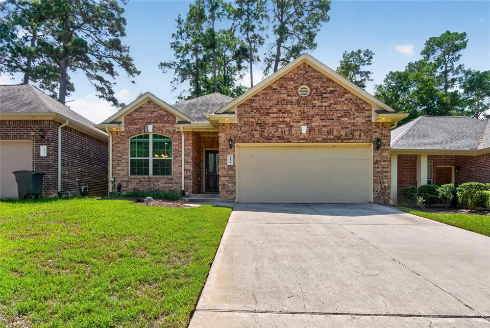 11231 Burning Tree Drive Montgomery, TX 77356