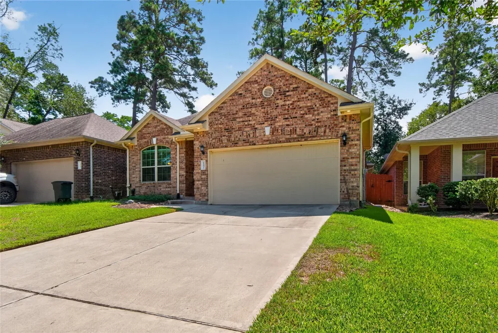 11231 Burning Tree Drive Montgomery, TX 77356