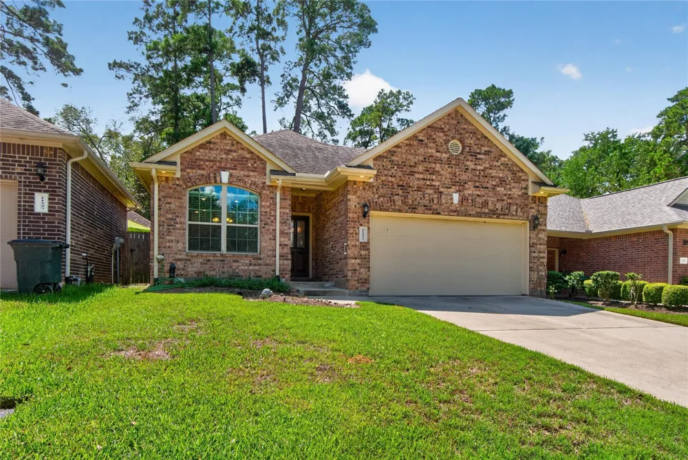 11231 Burning Tree Drive Montgomery, TX 77356