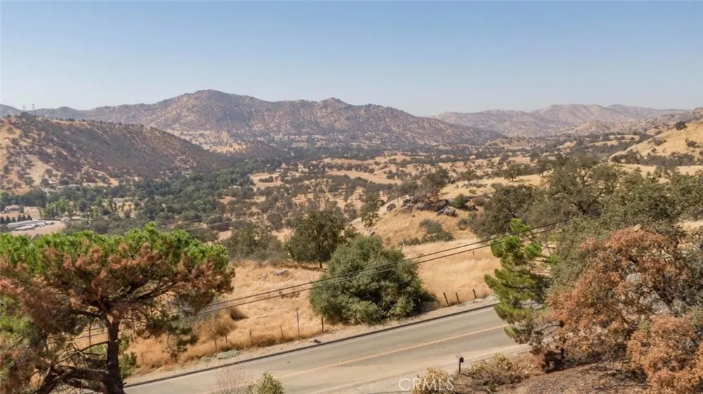 38938 Pepperweed Rd Squaw Valley, CA 93675