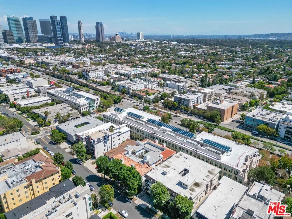 10630 Eastborne Avenue #103 Los Angeles, CA 90024