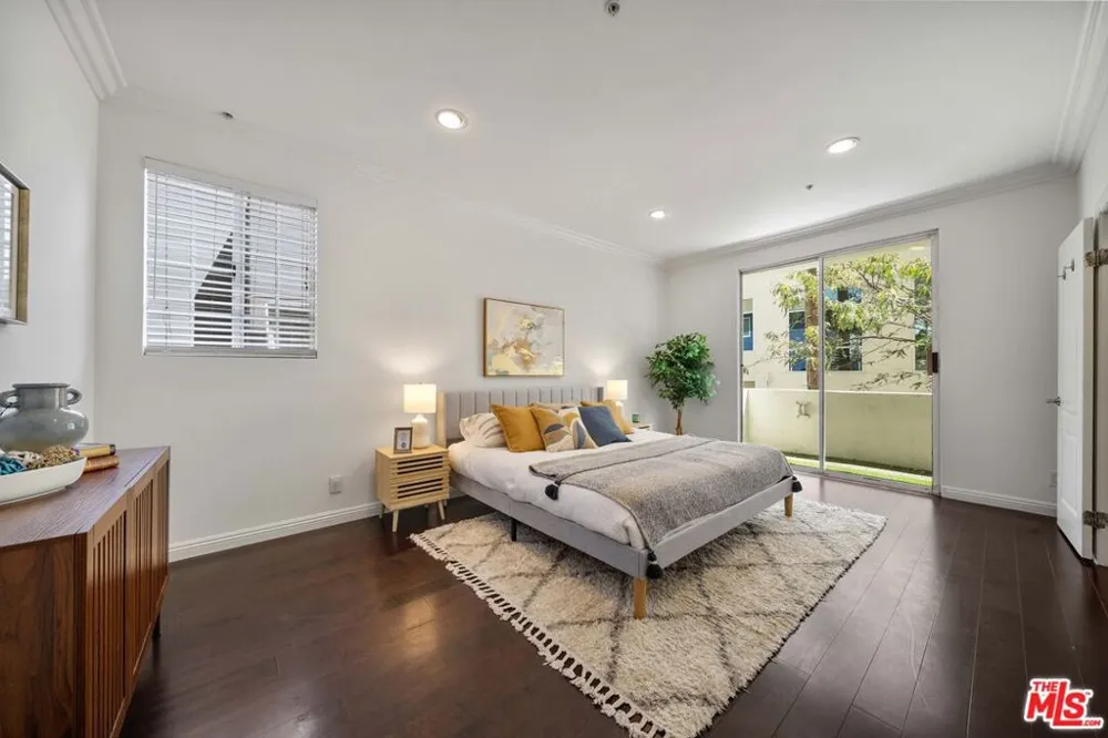 10630 Eastborne Avenue #103 Los Angeles, CA 90024