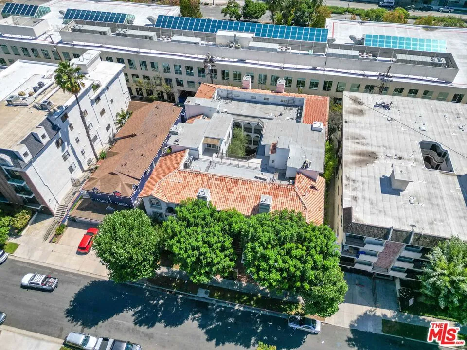 10630 Eastborne Avenue #103 Los Angeles, CA 90024