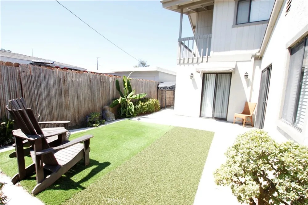 2383 Carlton Place Costa Mesa, CA 92627
