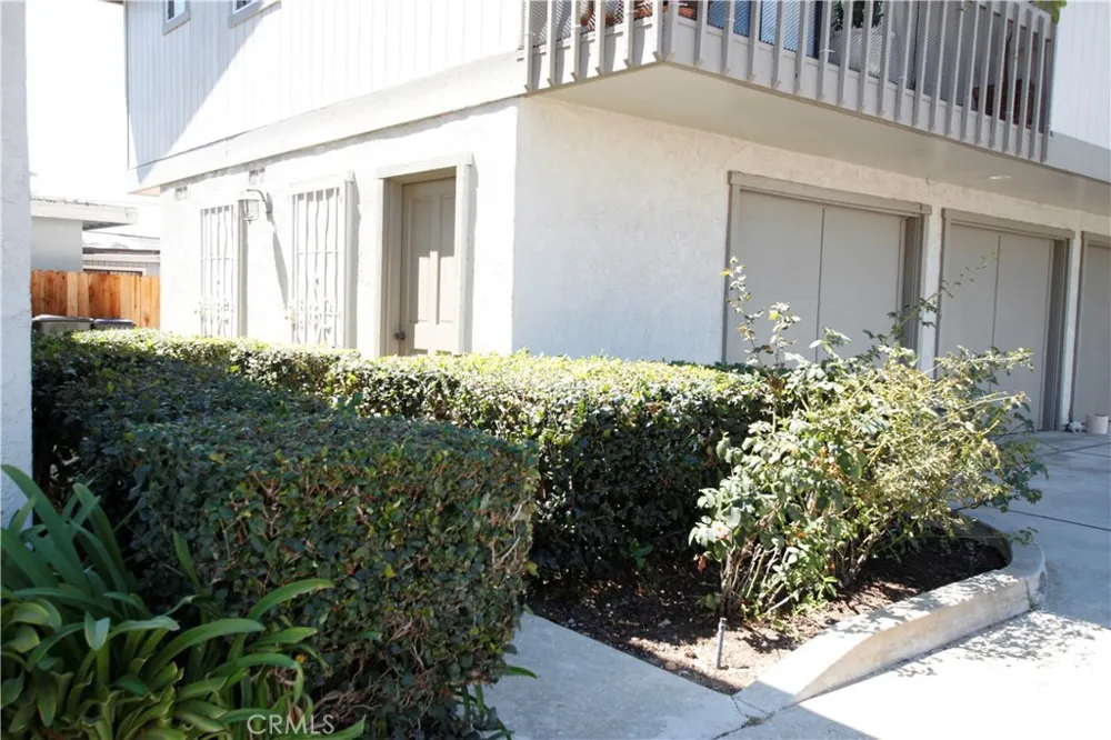 2383 Carlton Place Costa Mesa, CA 92627