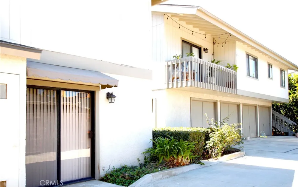 2383 Carlton Place Costa Mesa, CA 92627