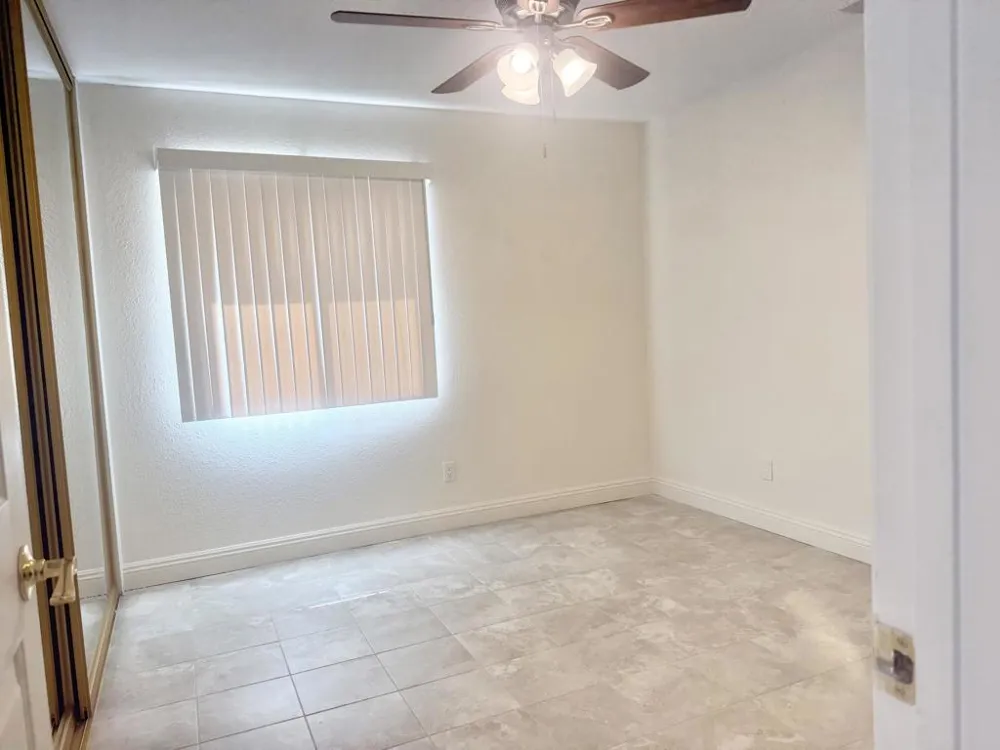 43586 Virginia Avenue Palm Desert, CA 92211