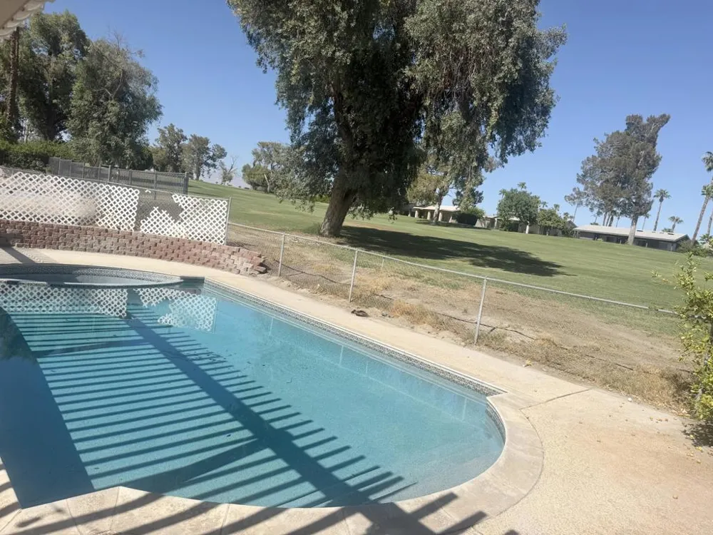 43586 Virginia Avenue Palm Desert, CA 92211