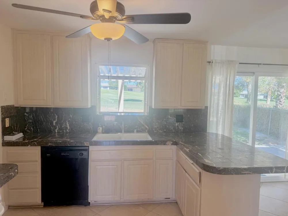 43586 Virginia Avenue Palm Desert, CA 92211