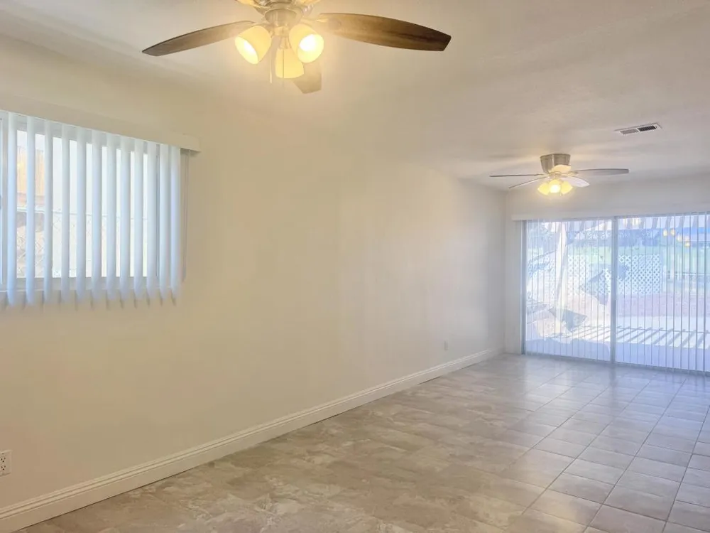43586 Virginia Avenue Palm Desert, CA 92211