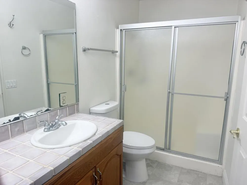 43586 Virginia Avenue Palm Desert, CA 92211