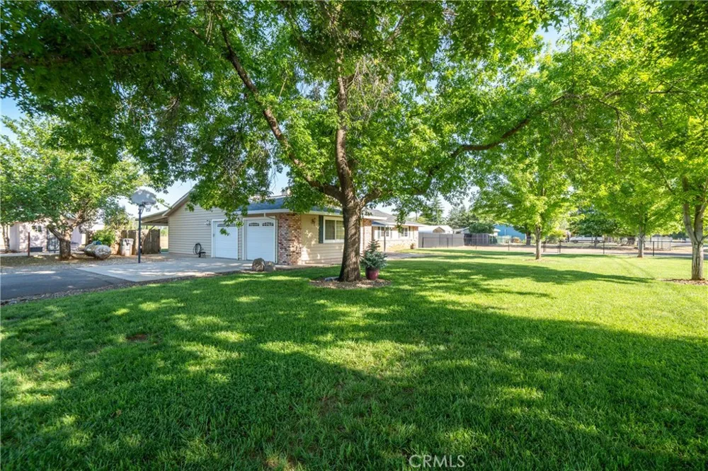 6679 Meadowlark Lane Anderson, CA 96007