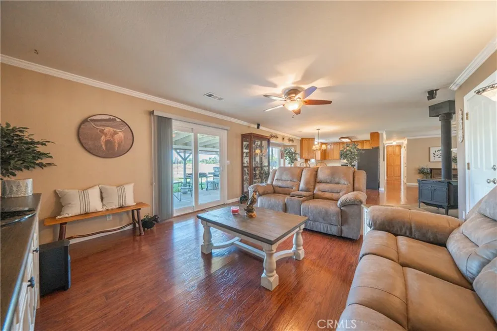 6679 Meadowlark Lane Anderson, CA 96007